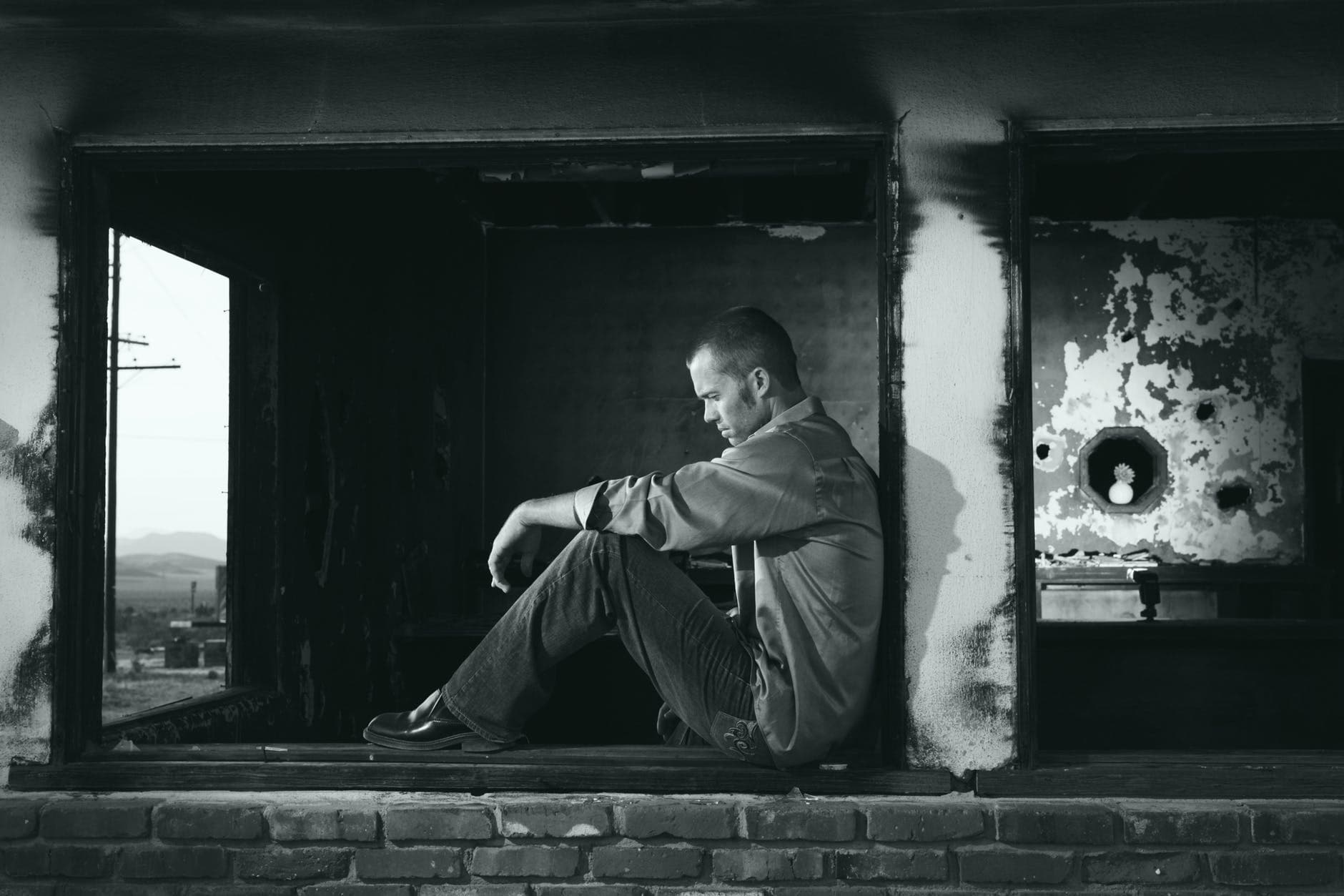 #Depression sucks: I'm feeling alone right now and not particularly good about myself