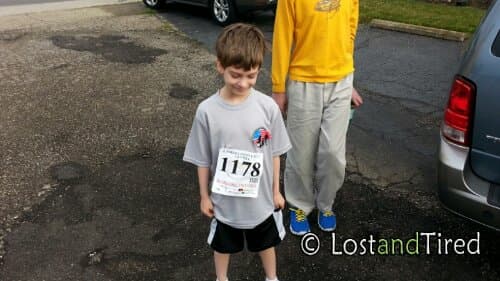 Did Elliott finish his 1st 2 mile race?