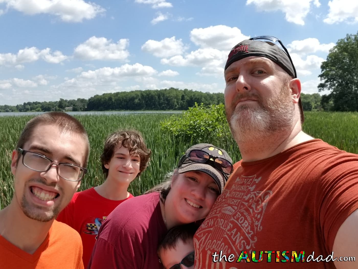 Hiking at @StarkParks Sippo Lake with our #Autistic kids