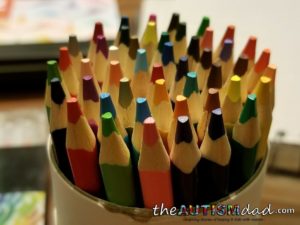 Read more about the article Review: Does your child with #Autism benefit from art? (@artezacolors)