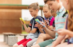 Read more about the article Can Technology Help Parents Keep Kids Safe?