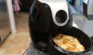 Read more about the article Why Busy Parents Should Invest in an Air Fryer