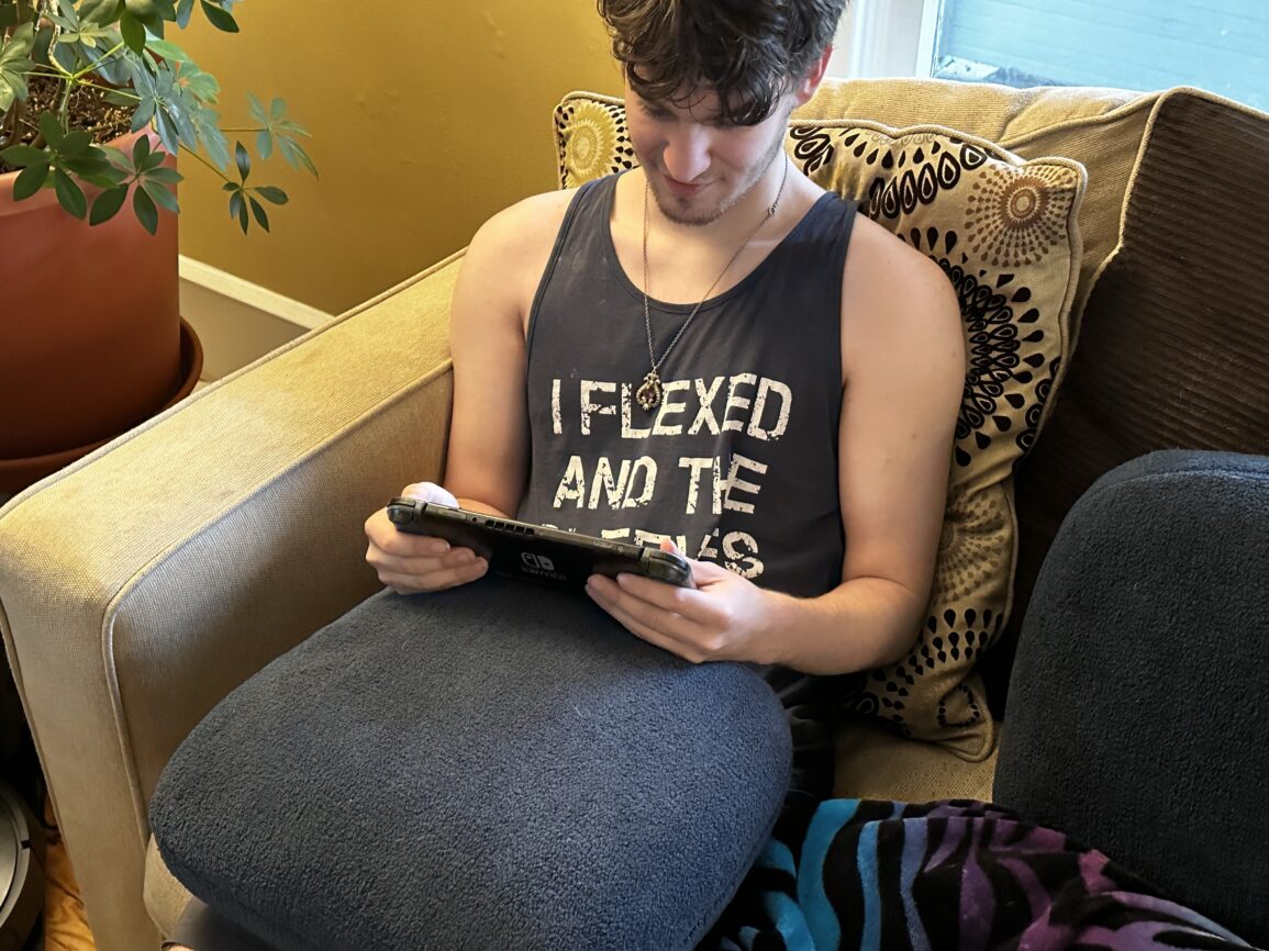 The Quiet Mind Weighted Pillow Is The Perfect Weighted Blanket